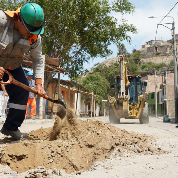 GOBIERNO REGIONAL DE ÁNCASH INICIA OBRA…
