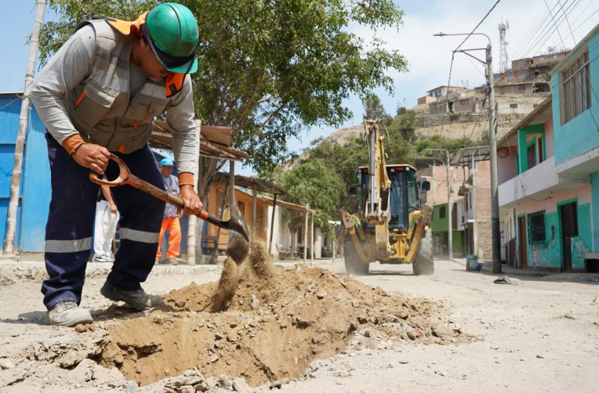 GOBIERNO REGIONAL DE ÁNCASH INICIA OBRA…